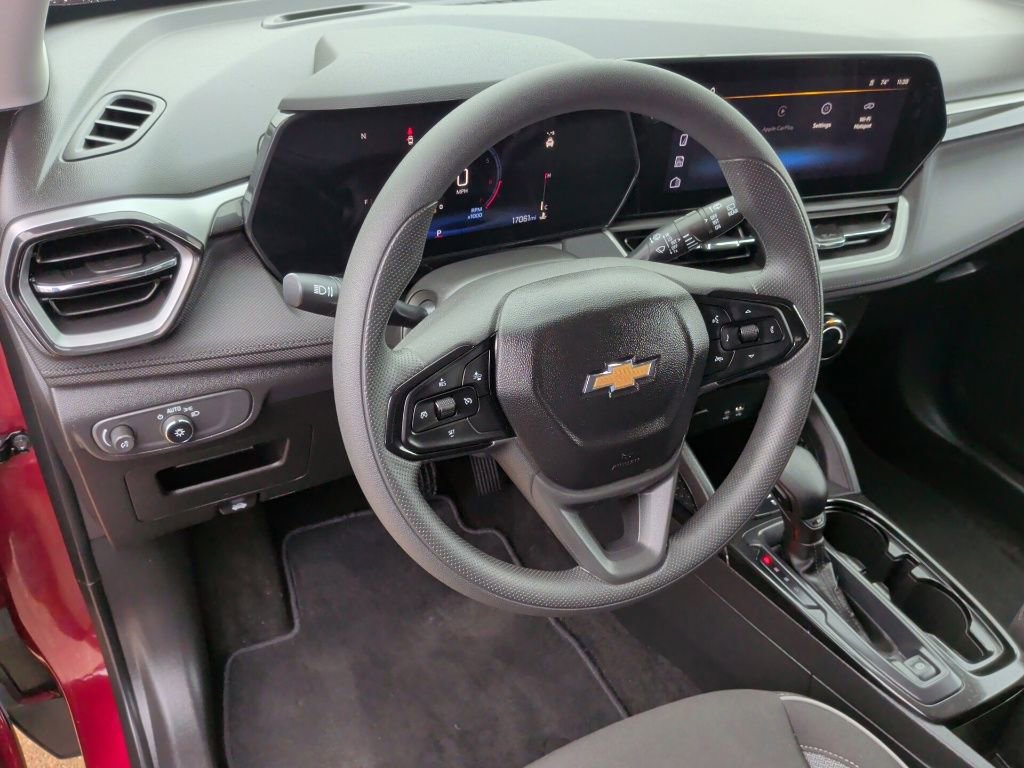 Used 2024 Chevrolet TrailBlazer LS w/ LS Convenience Package image 14