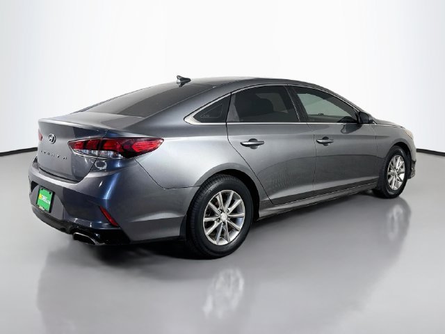 Used 2018 Hyundai Sonata SE FWD image 10