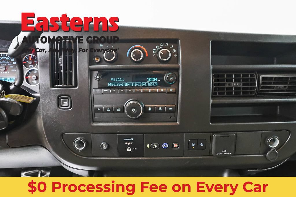 Used 2021 Chevrolet Express 3500 w/ Driver Convenience Package RWD image 12