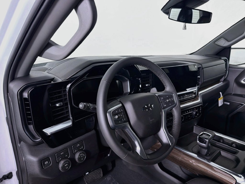 New 2026 Chevrolet Silverado 1500 RST w/ Convenience Package II AWD/4WD image 9