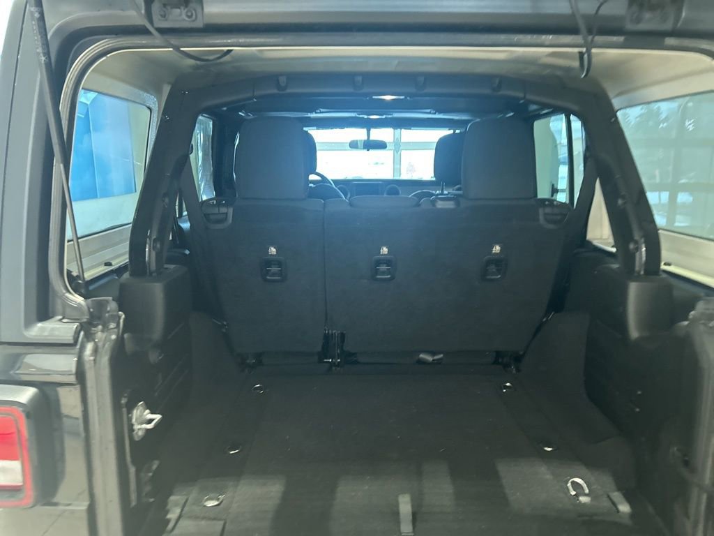 Used 2018 Jeep Wrangler Unlimited Sport S image 14