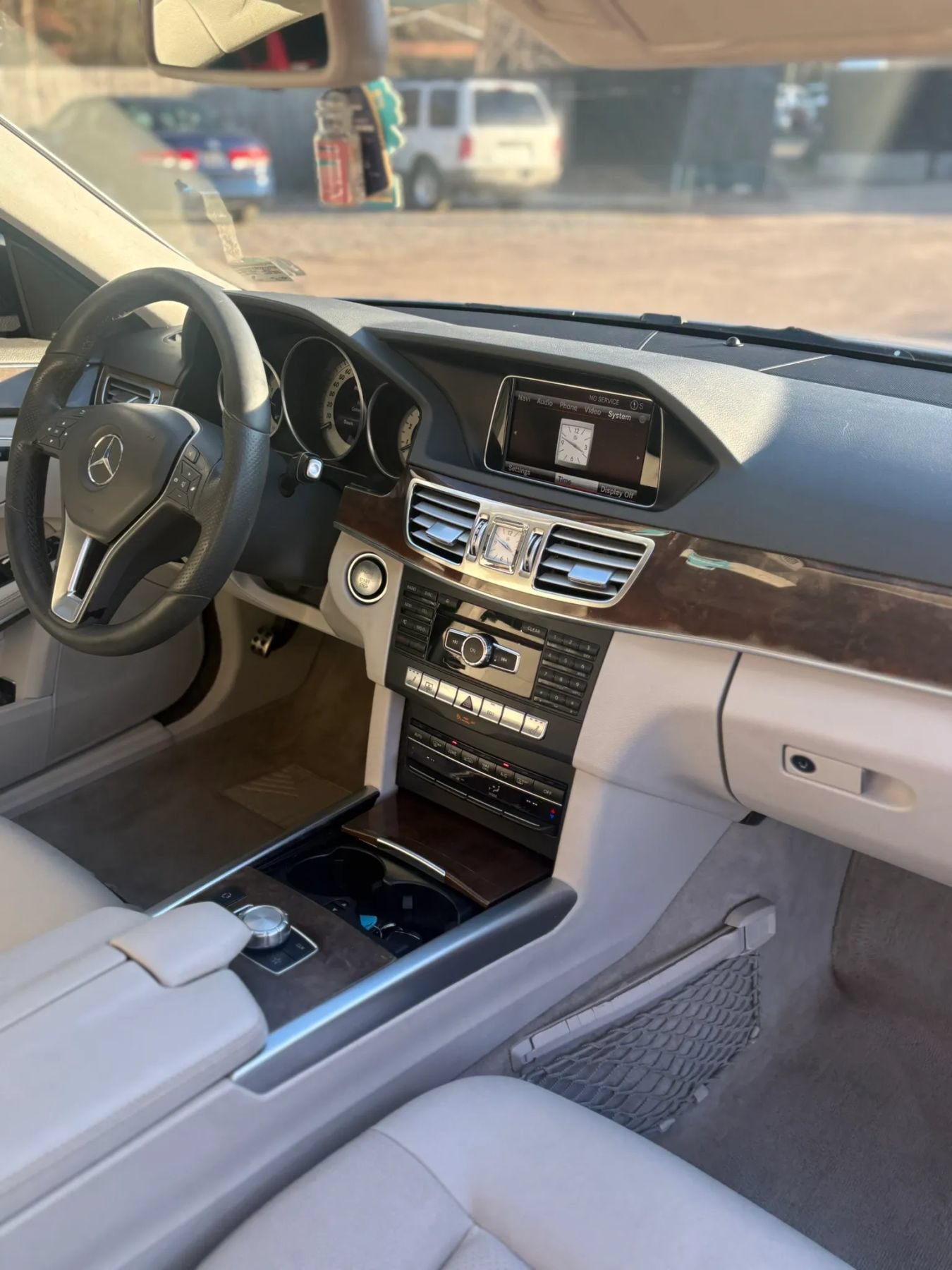 Used 2015 Mercedes-Benz E 350 4MATIC Sedan image 45