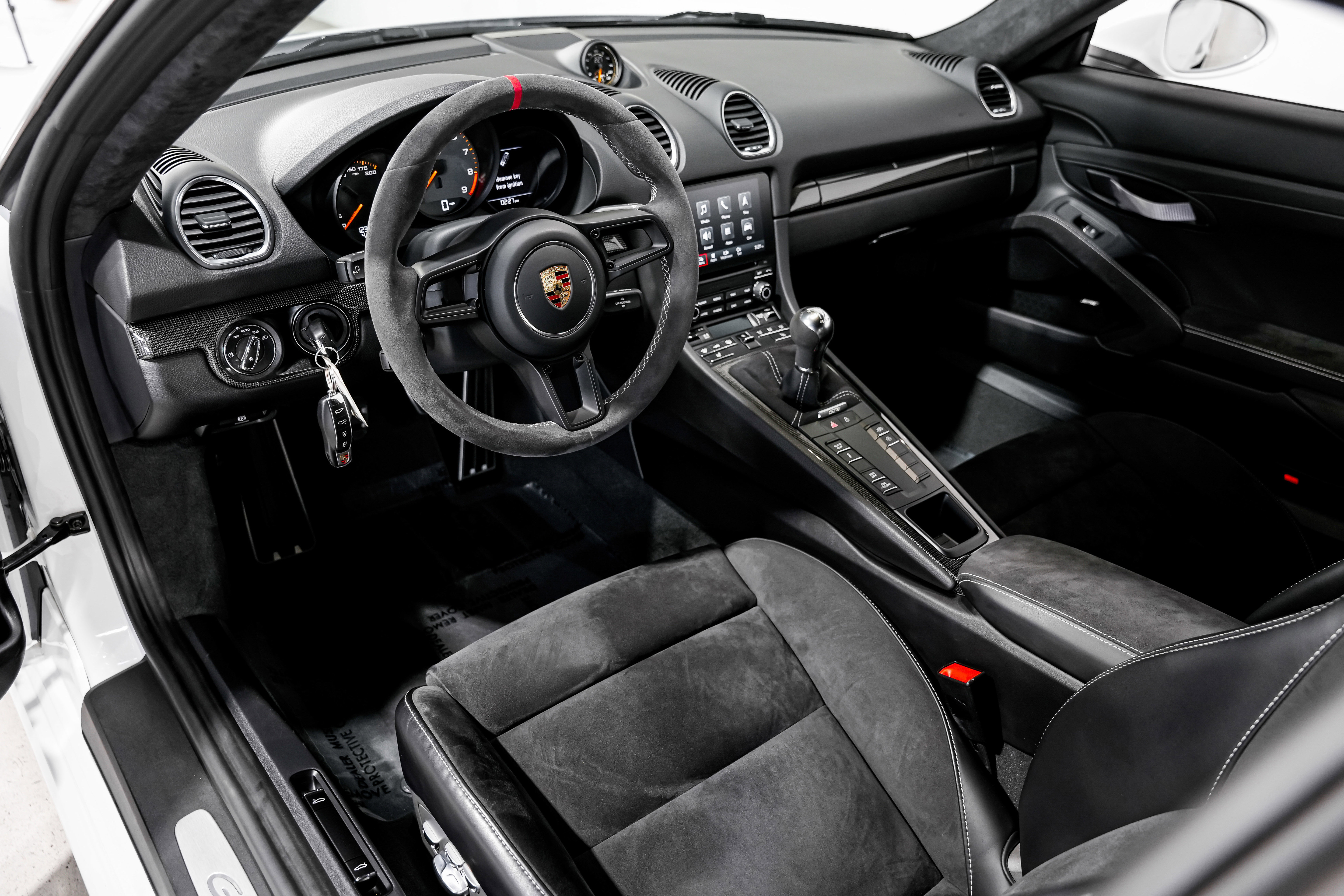 Used 2020 Porsche 718 Cayman GT4 image 9