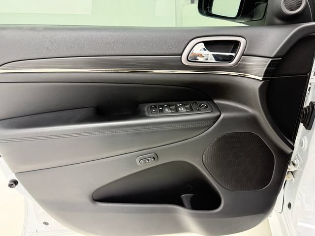 Used 2021 Jeep Grand Cherokee Limited X RWD image 16