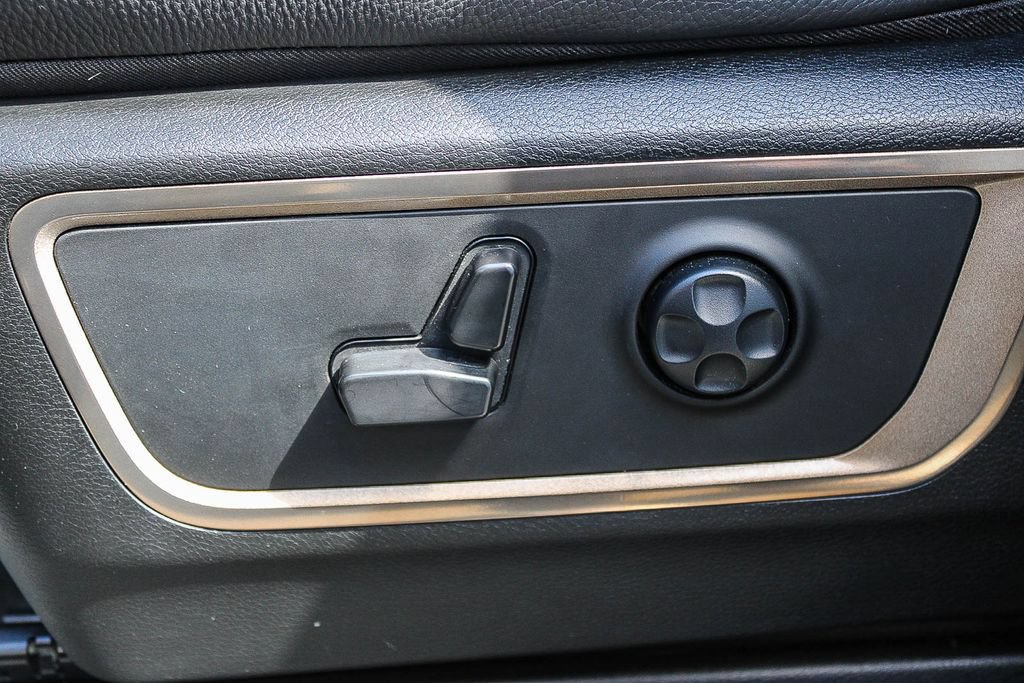 Used 2023 RAM 1500 Limited AWD/4WD image 24