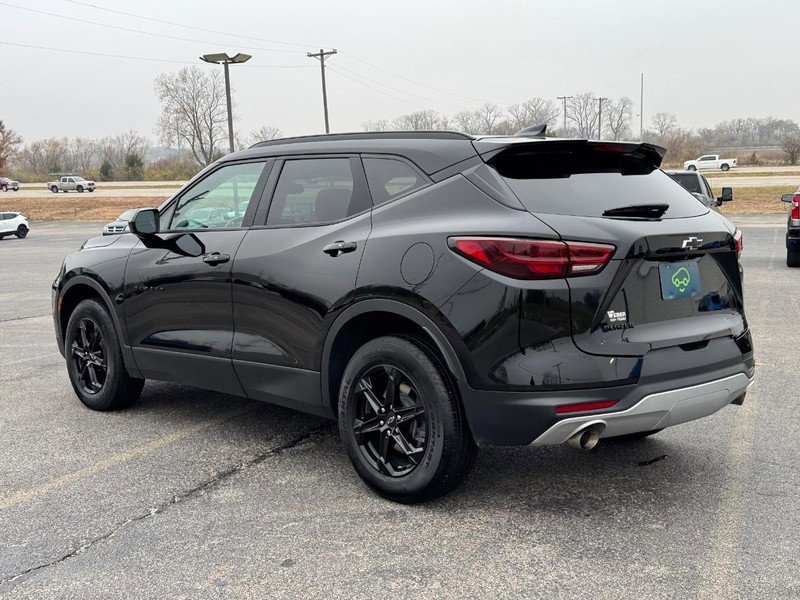 Certified 2024 Chevrolet Blazer LT w/ Convenience Package image 3