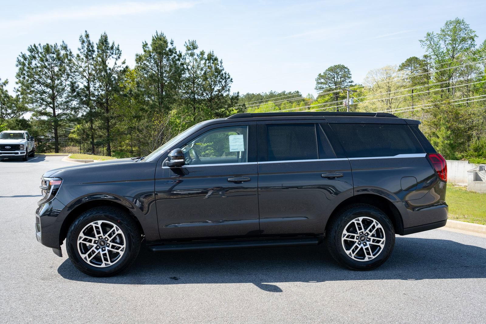 New 2026 Ford Expedition Active AWD/4WD image 5