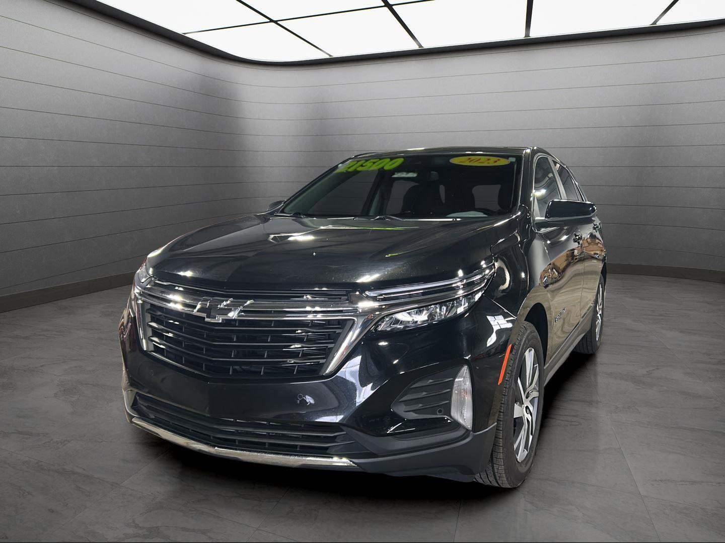 Used 2023 Chevrolet Equinox LT image 1