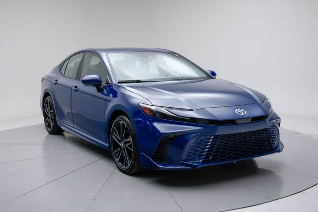 Used 2025 Toyota Camry XSE image 9