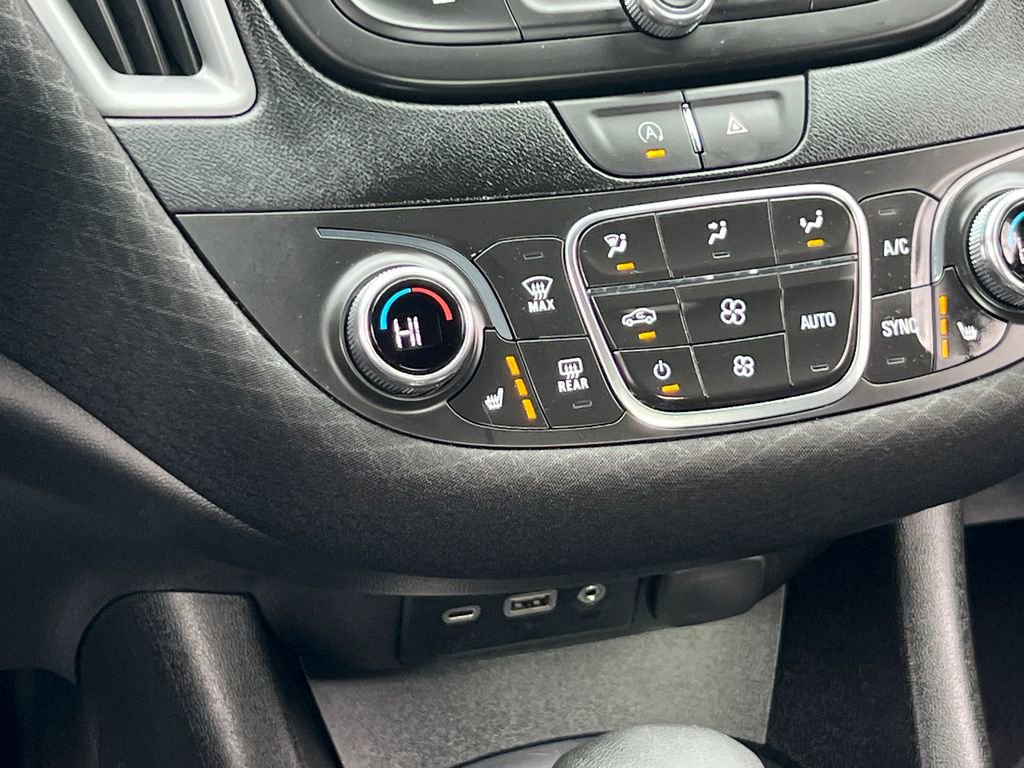 Used 2023 Chevrolet Malibu LT image 24