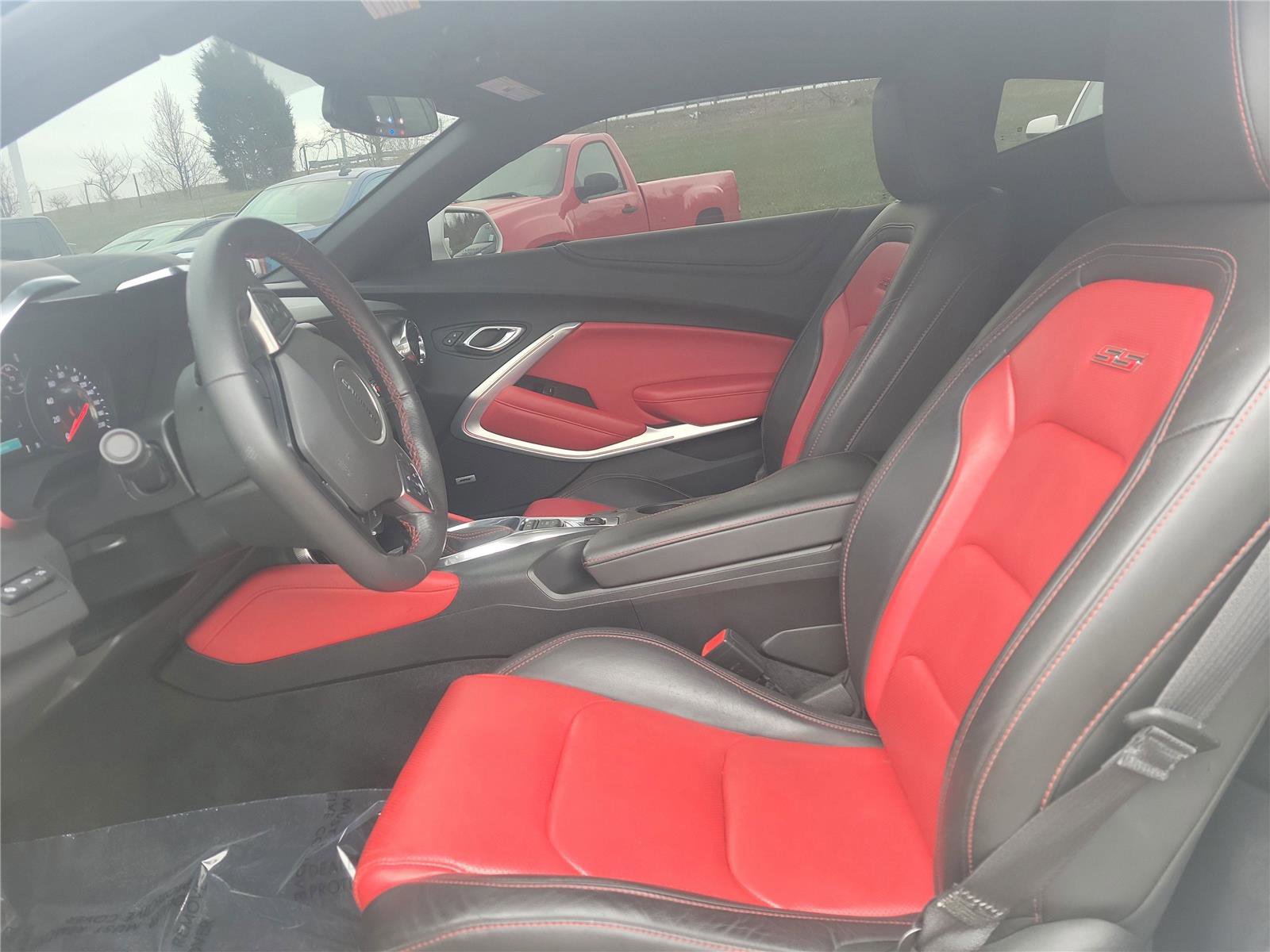 Used 2018 Chevrolet Camaro SS image 11