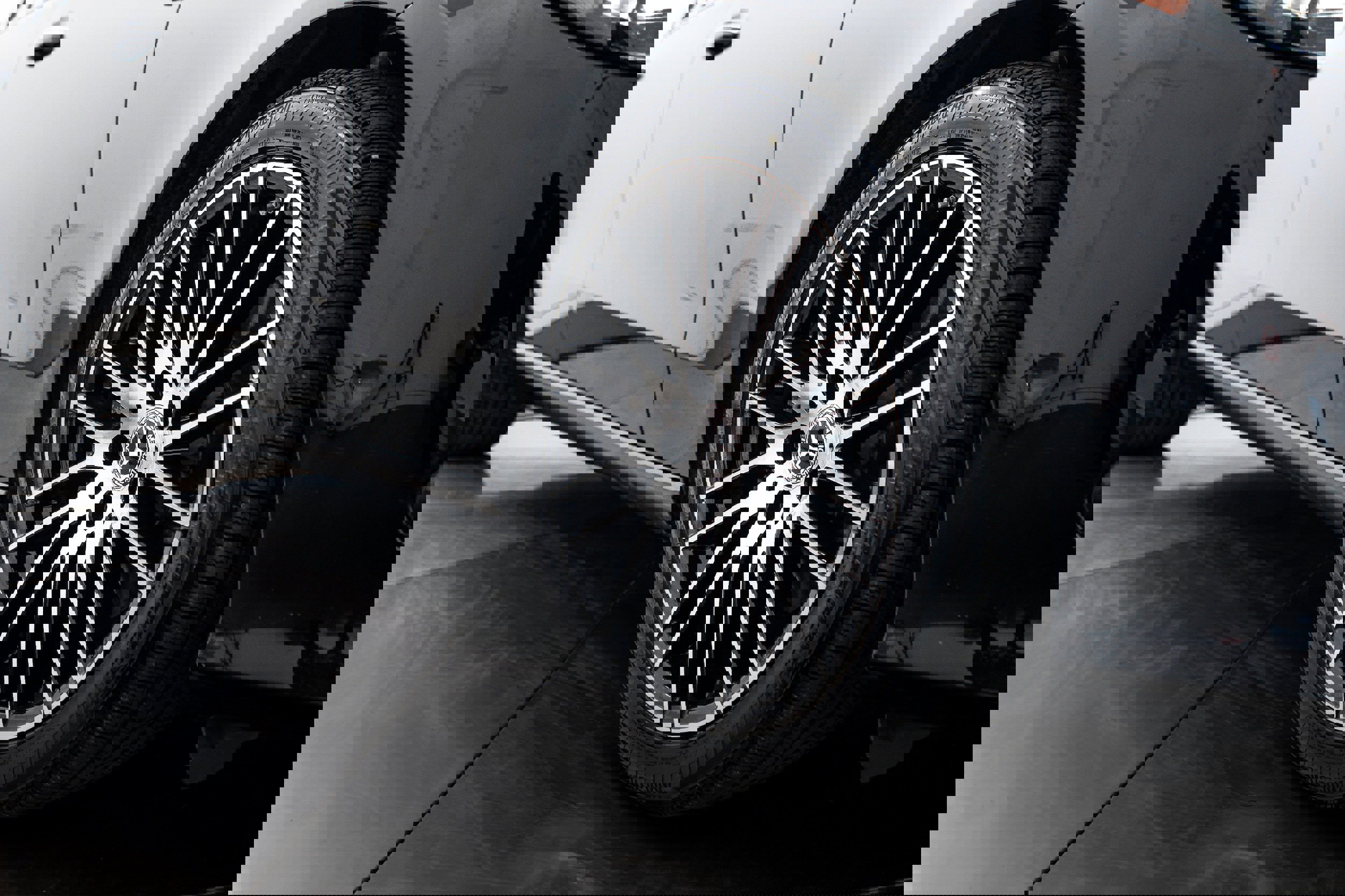 Used 2023 Mercedes-Benz C 300 4MATIC Sedan image 21