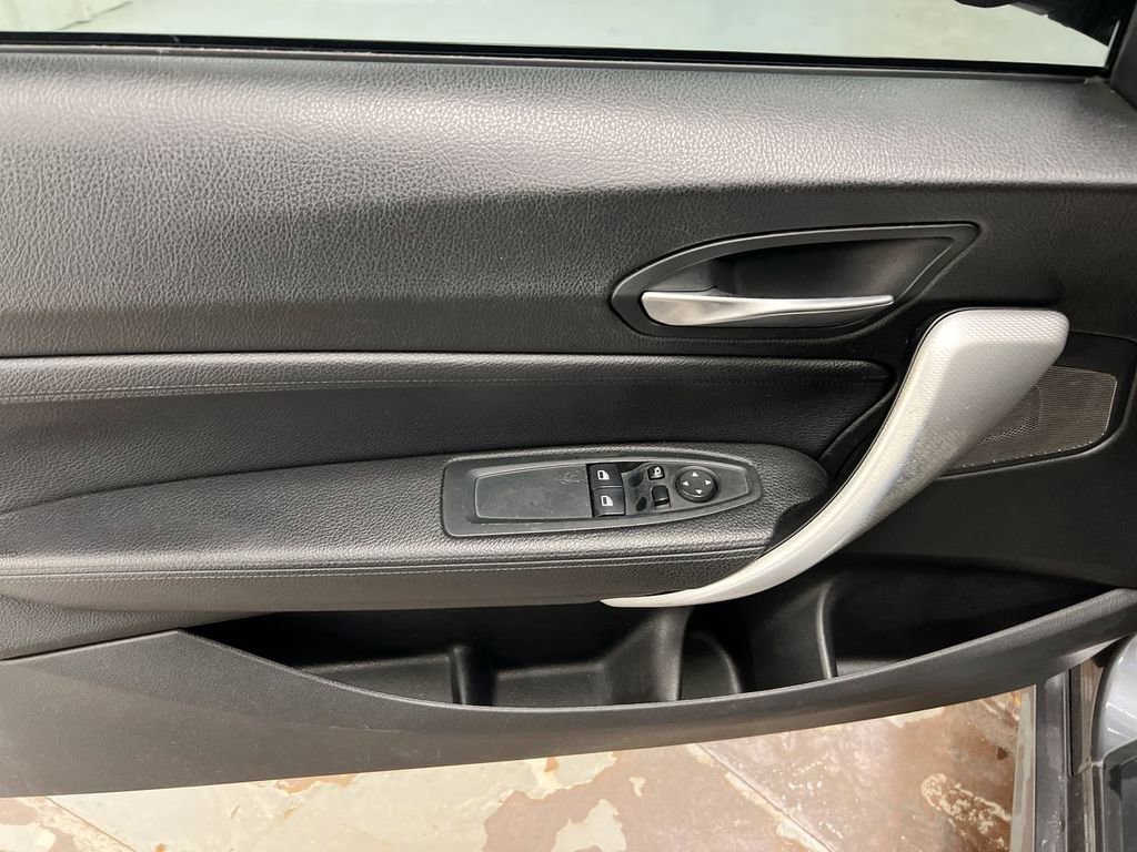 Used 2016 BMW M235i Coupe image 21