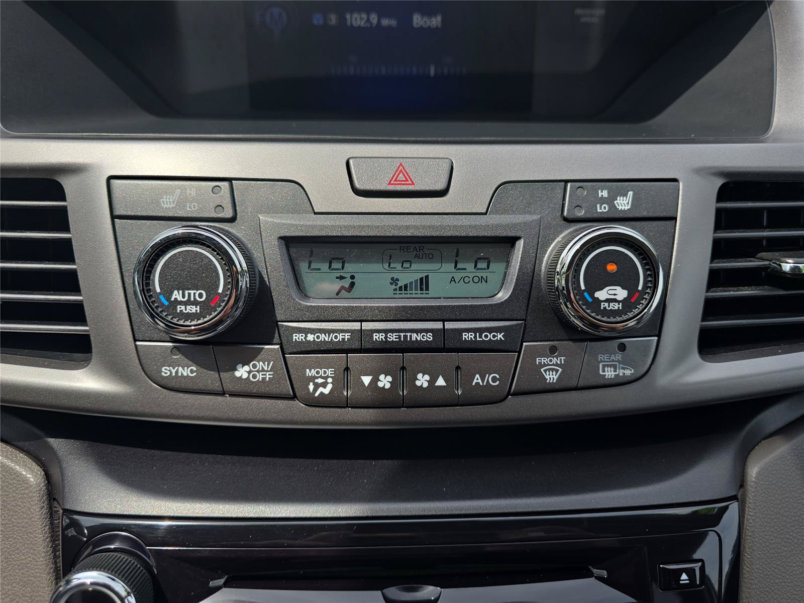 Used 2016 Honda Odyssey EX-L image 17