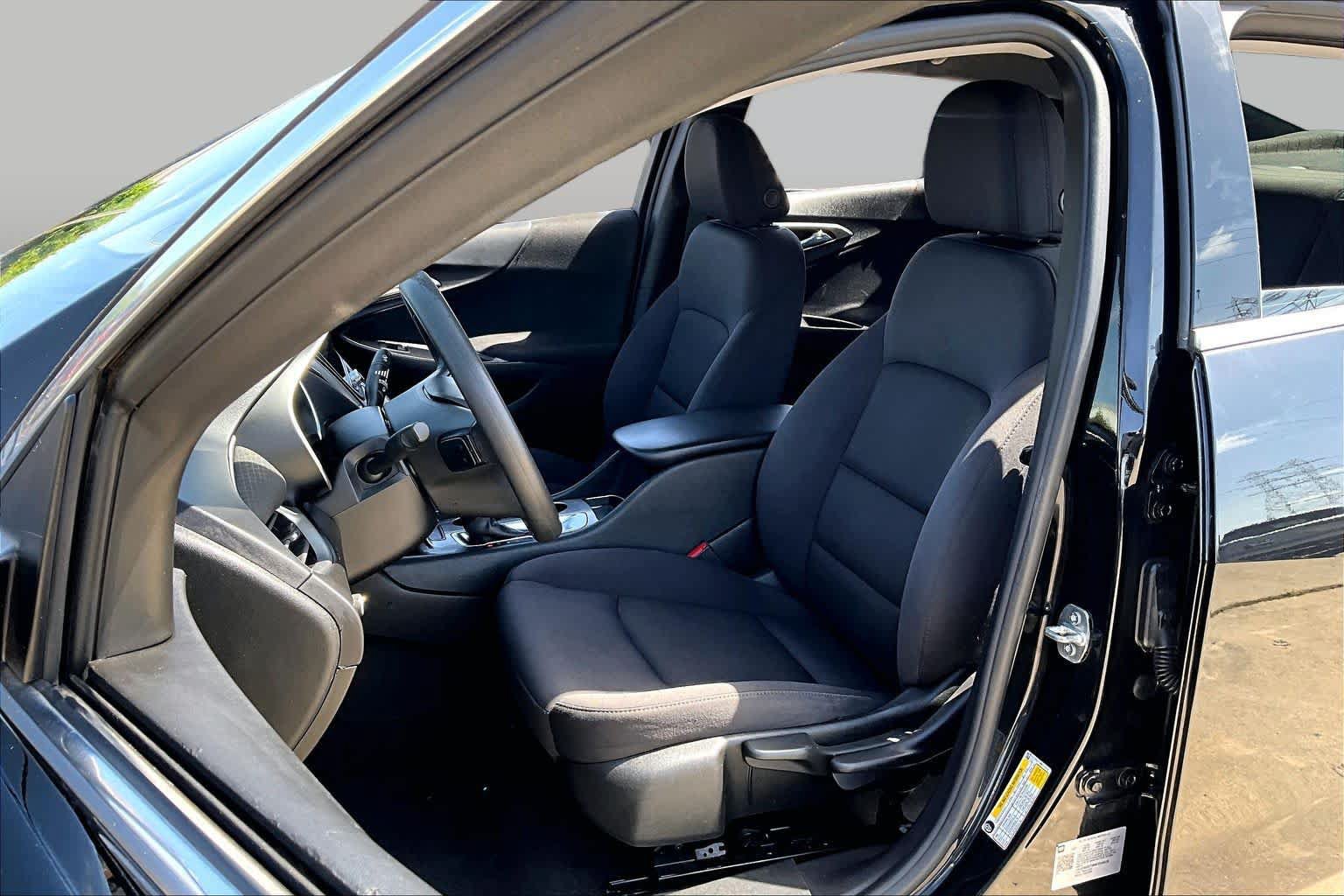 Used 2022 Chevrolet Malibu LS FWD image 8