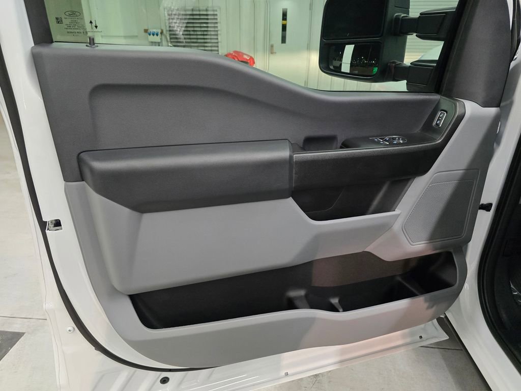 Used 2024 Ford F350 XL w/ XL Driver Assist Package RWD image 16