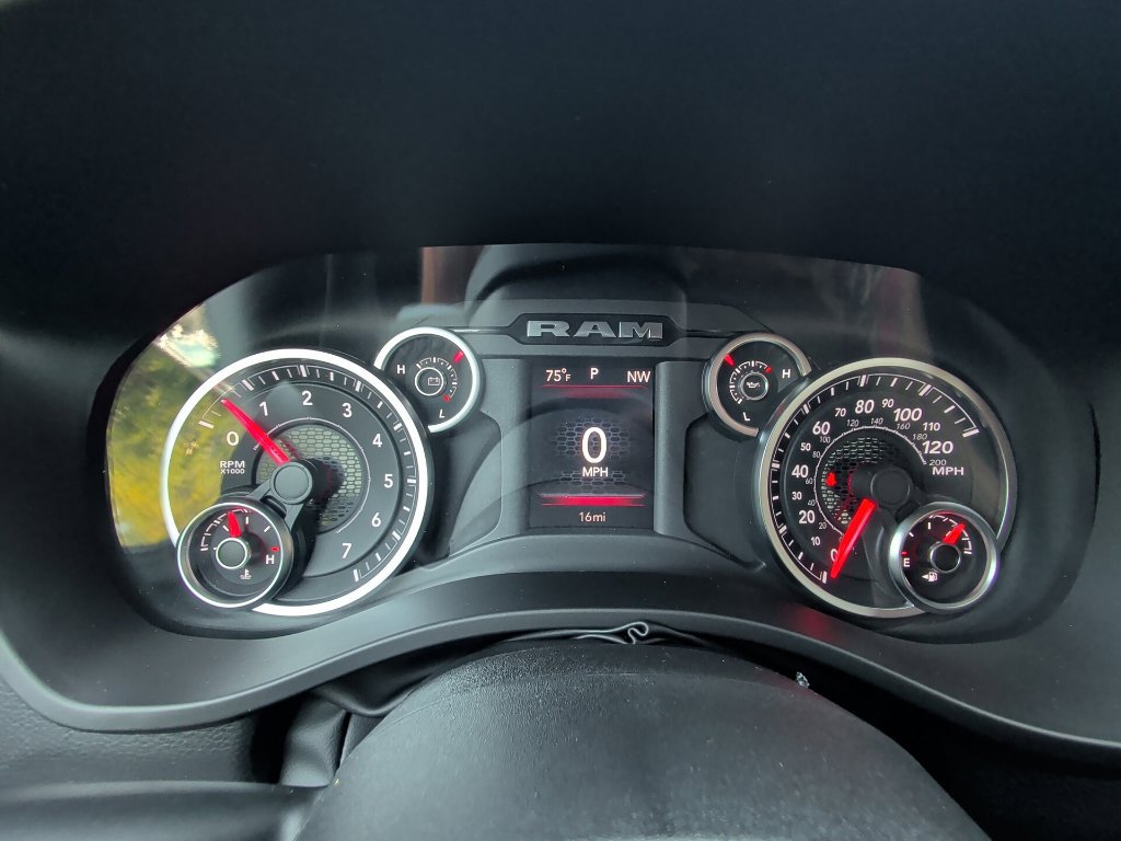 New 2026 RAM 1500 Big Horn AWD/4WD image 17