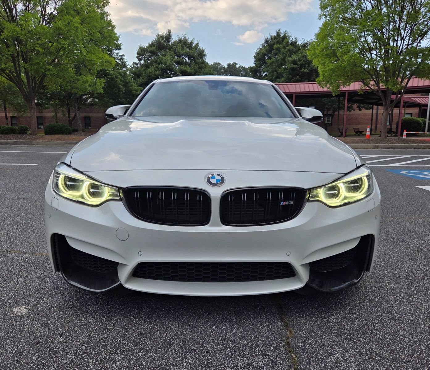 Used 2016 BMW M3 RWD image 8