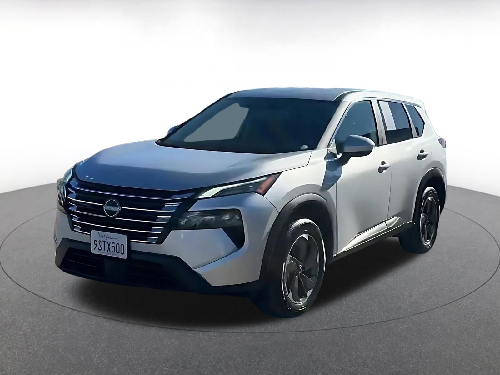 Used 2025 Nissan Rogue SV image 7