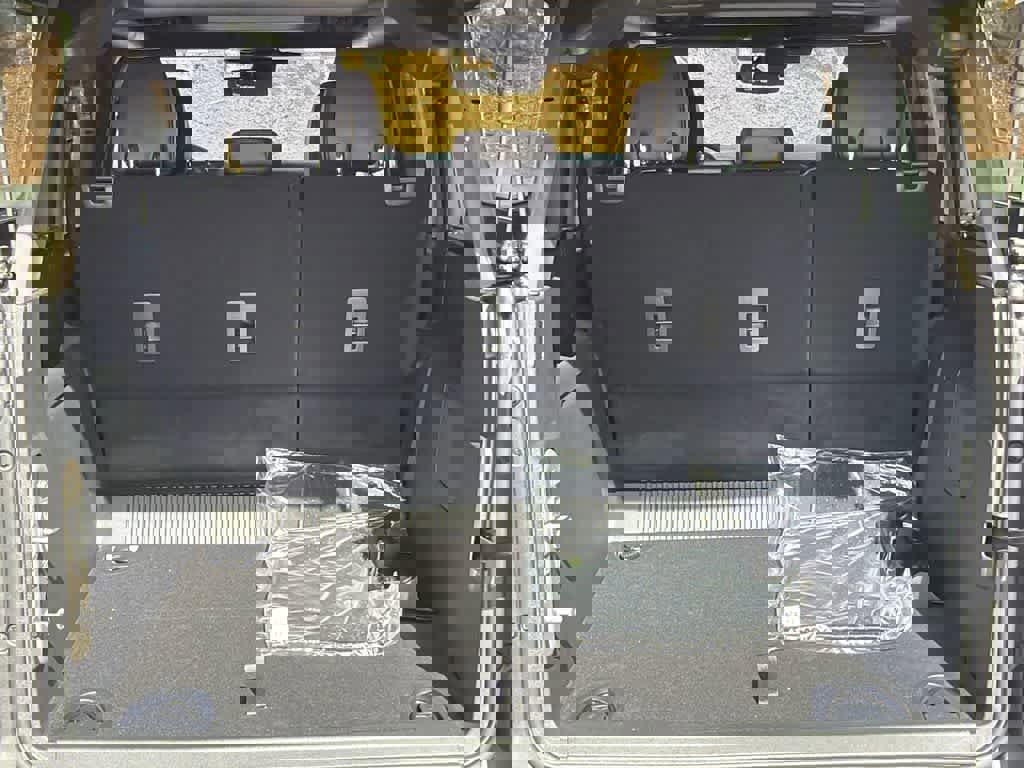 New 2026 Ford Bronco Outer Banks image 16