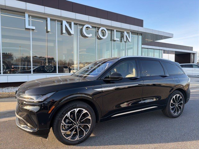 Used 2024 Lincoln Nautilus Reserve w/ Equipment Group 202A image 1