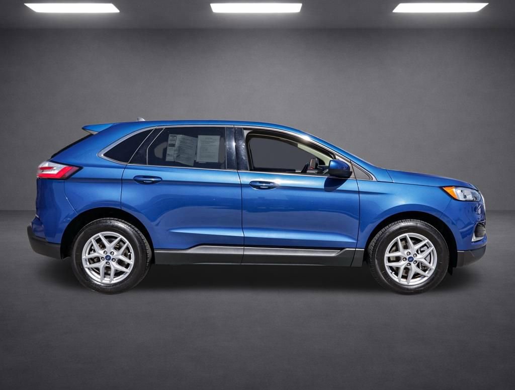 Used 2021 Ford Edge SEL image 3