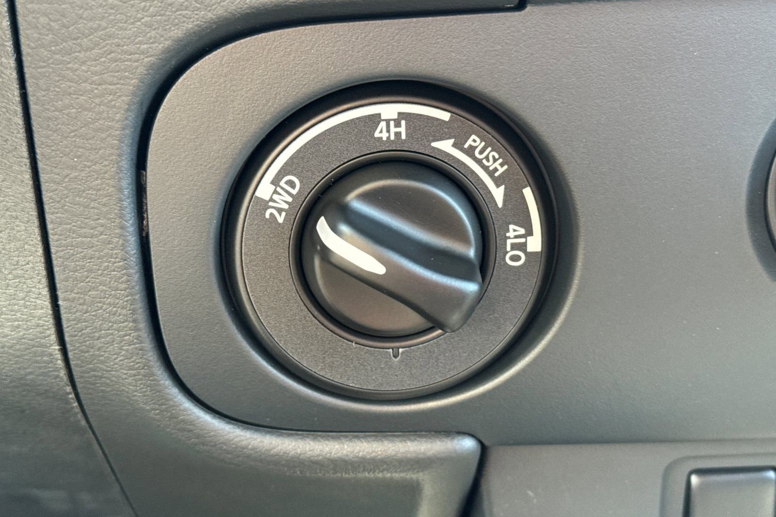 New 2026 Nissan Frontier S image 34