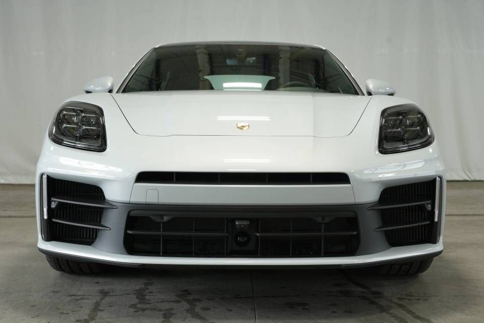 Used 2025 Porsche Panamera 4 AWD/4WD image 11
