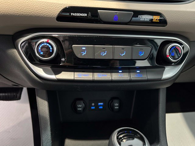 Used 2018 Hyundai Elantra GT FWD image 18