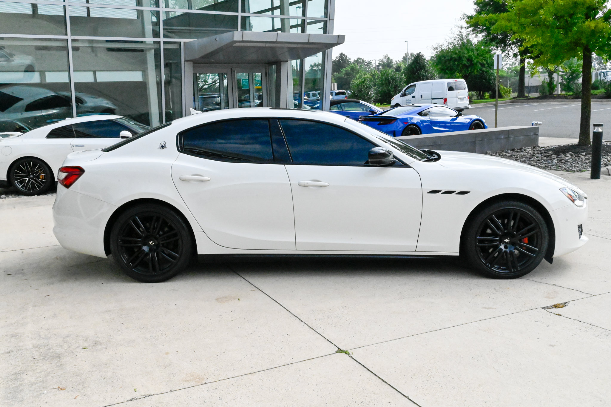 Used 2020 Maserati Ghibli RWD image 4