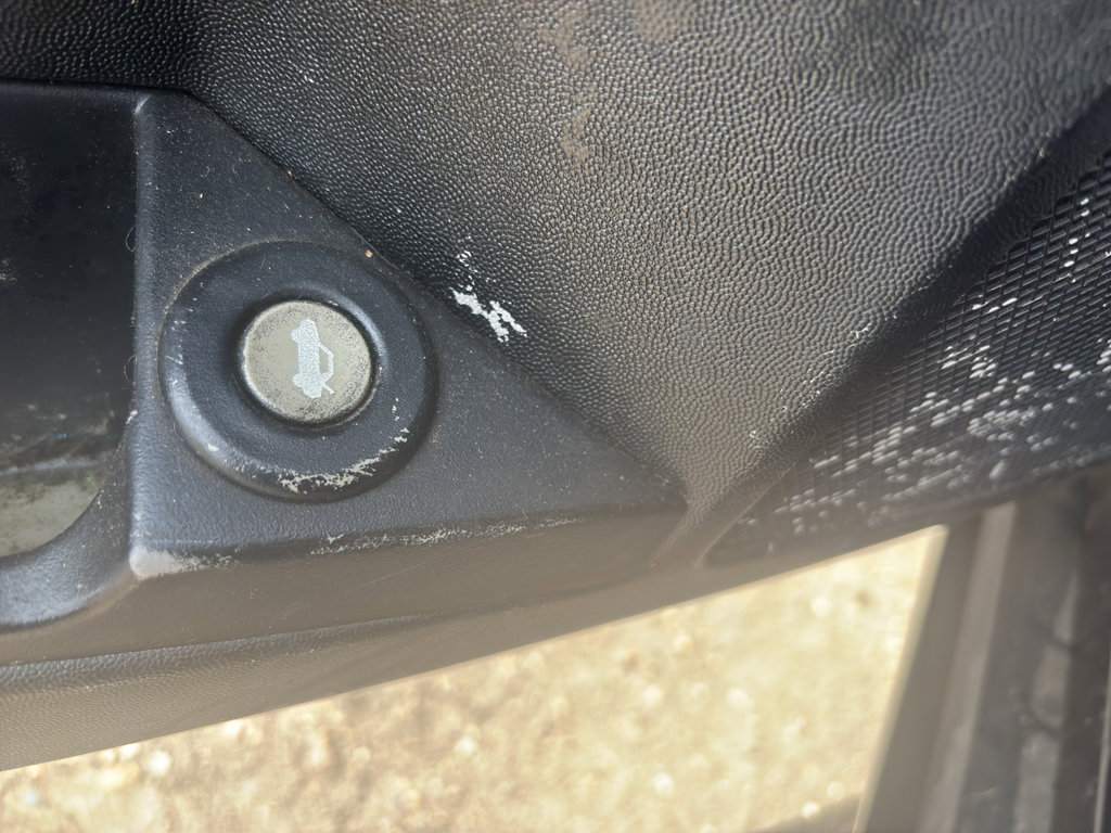 Used 2004 Cadillac CTS 3.6 w/ Preferred Equipment Group RWD image 22