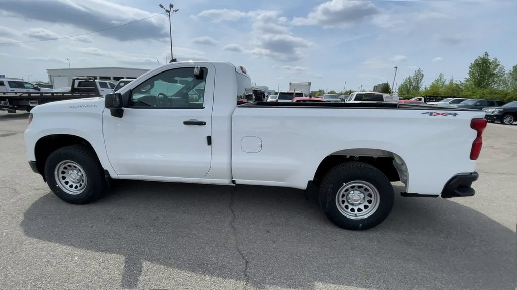 New 2026 Chevrolet Silverado 1500 W/T w/ WT Value Package AWD/4WD image 7