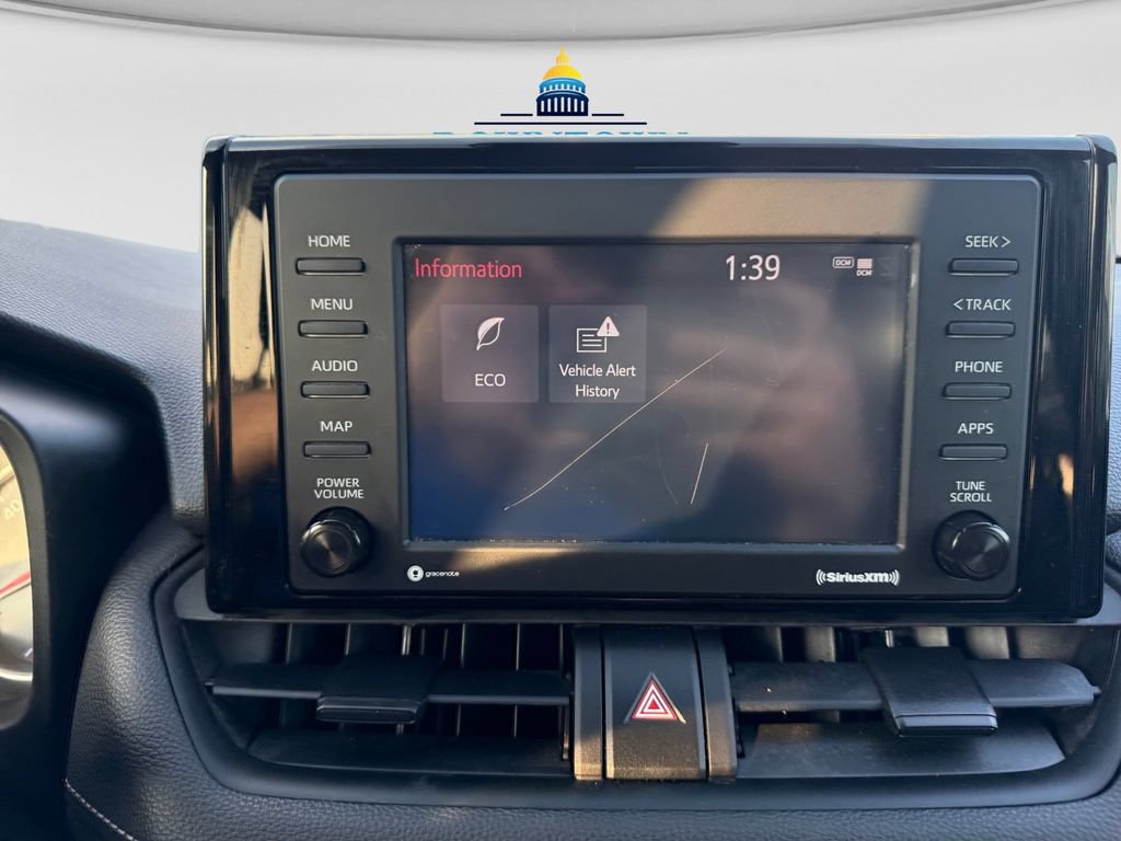 Used 2022 Toyota RAV4 LE w/ Carpet Mat Package (TMS) FWD image 31