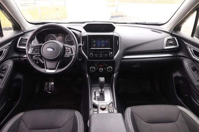 Used 2022 Subaru Forester Premium image 23