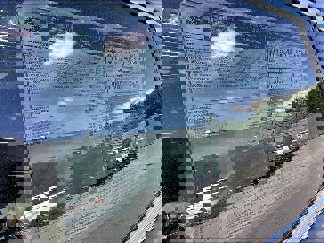 New 2025 Ford Escape SE w/ Class II Trailer Tow Package FWD image 30