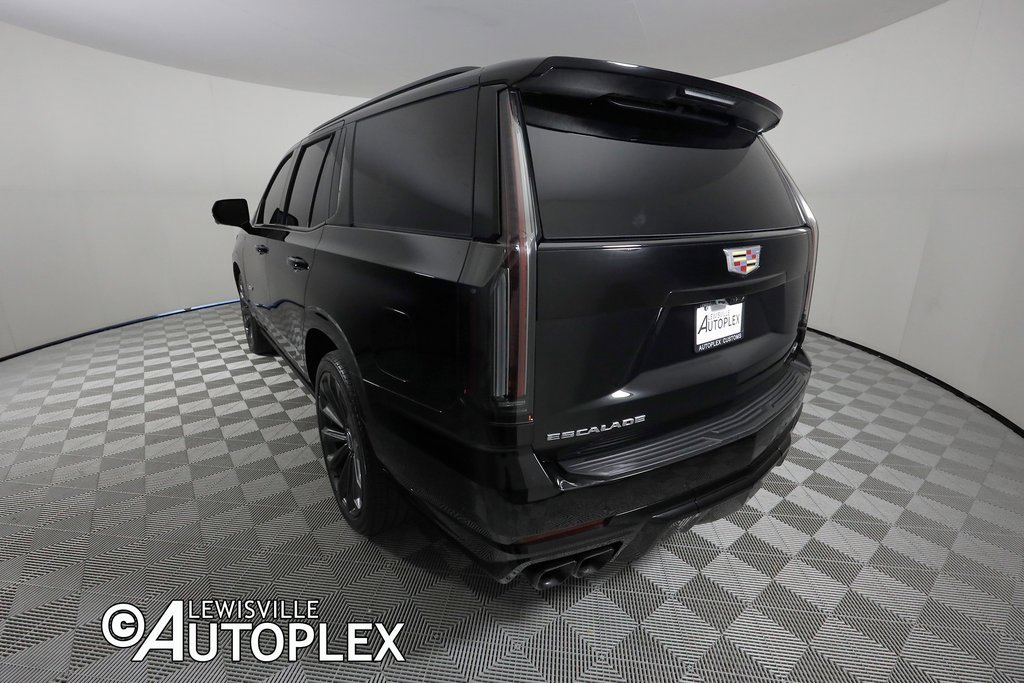 Used 2025 Cadillac Escalade V image 10