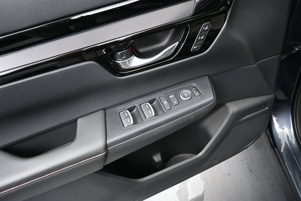 Used 2024 Honda CR-V Sport Touring image 19