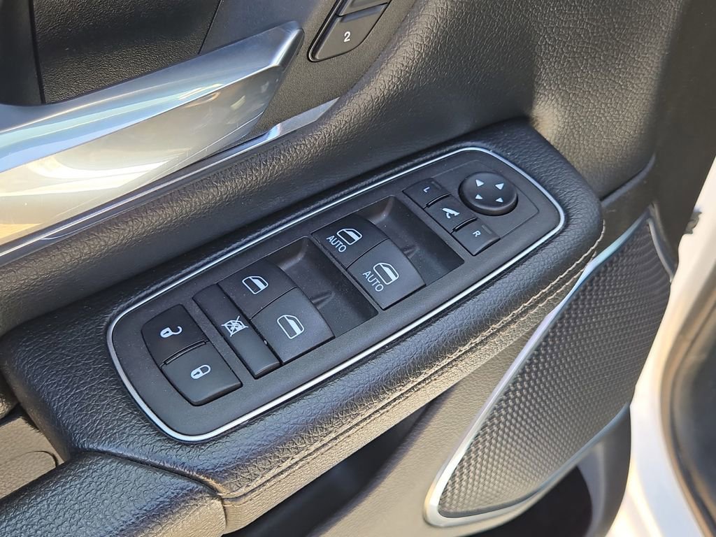 Used 2024 RAM 1500 Laramie RWD image 23