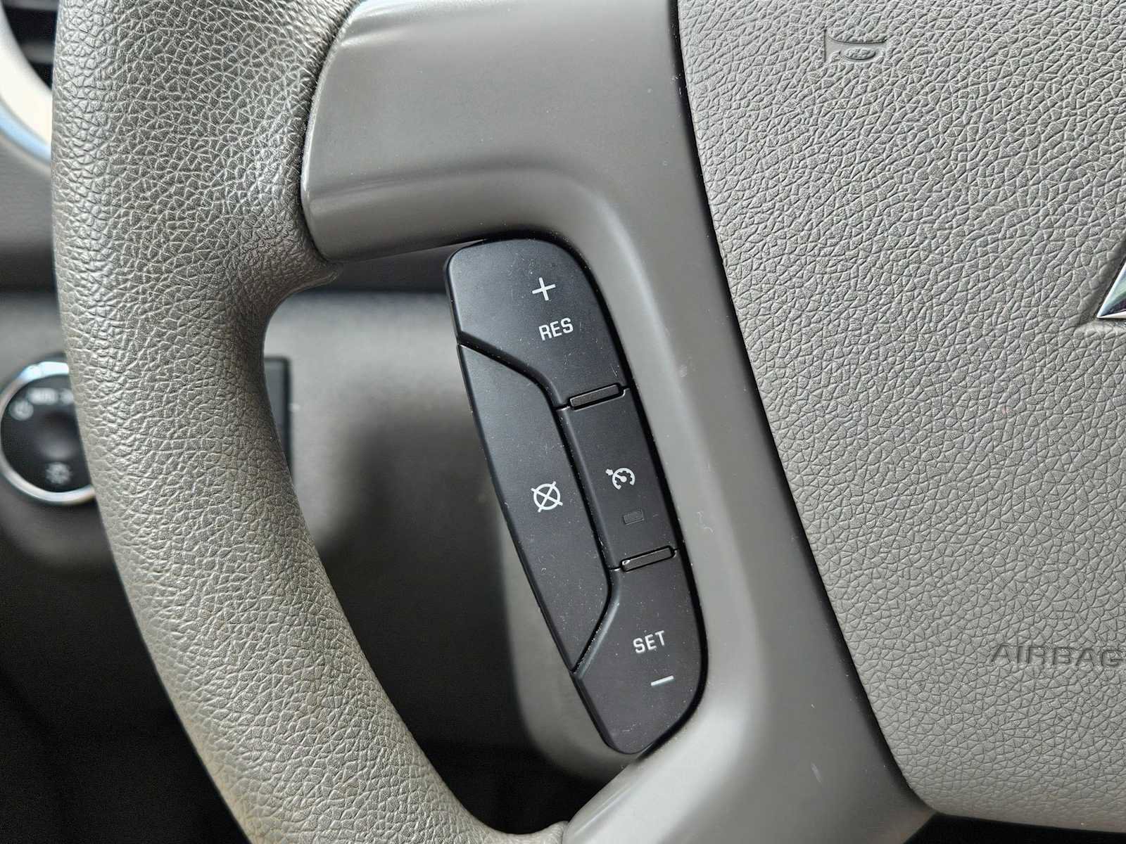 Used 2014 Chevrolet Traverse LS image 27