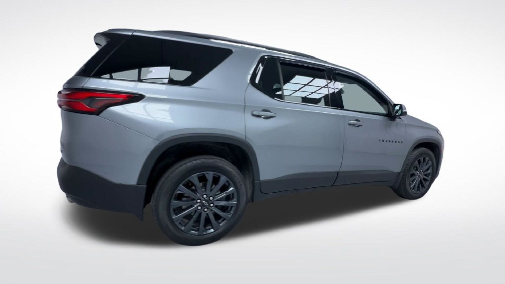 Used 2023 Chevrolet Traverse RS AWD/4WD image 8