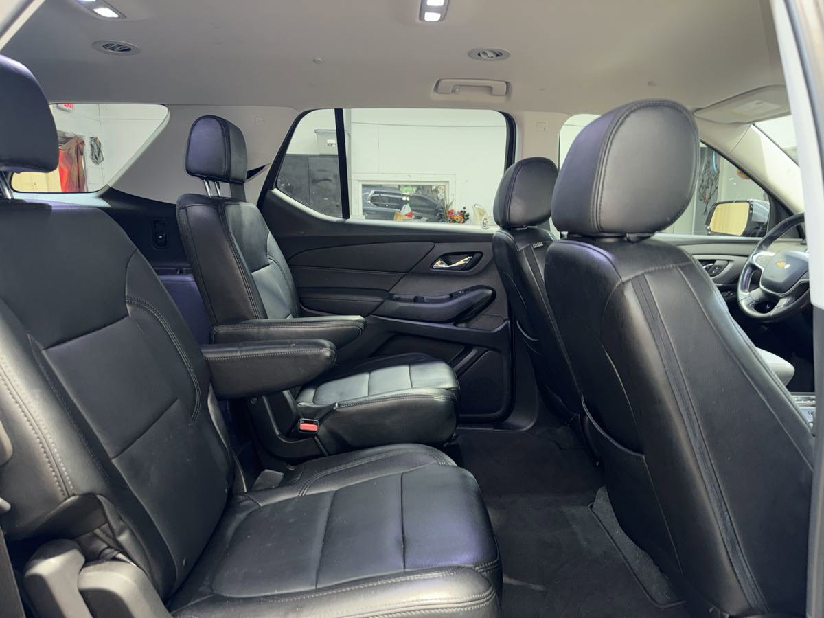 Used 2019 Chevrolet Traverse LT image 26