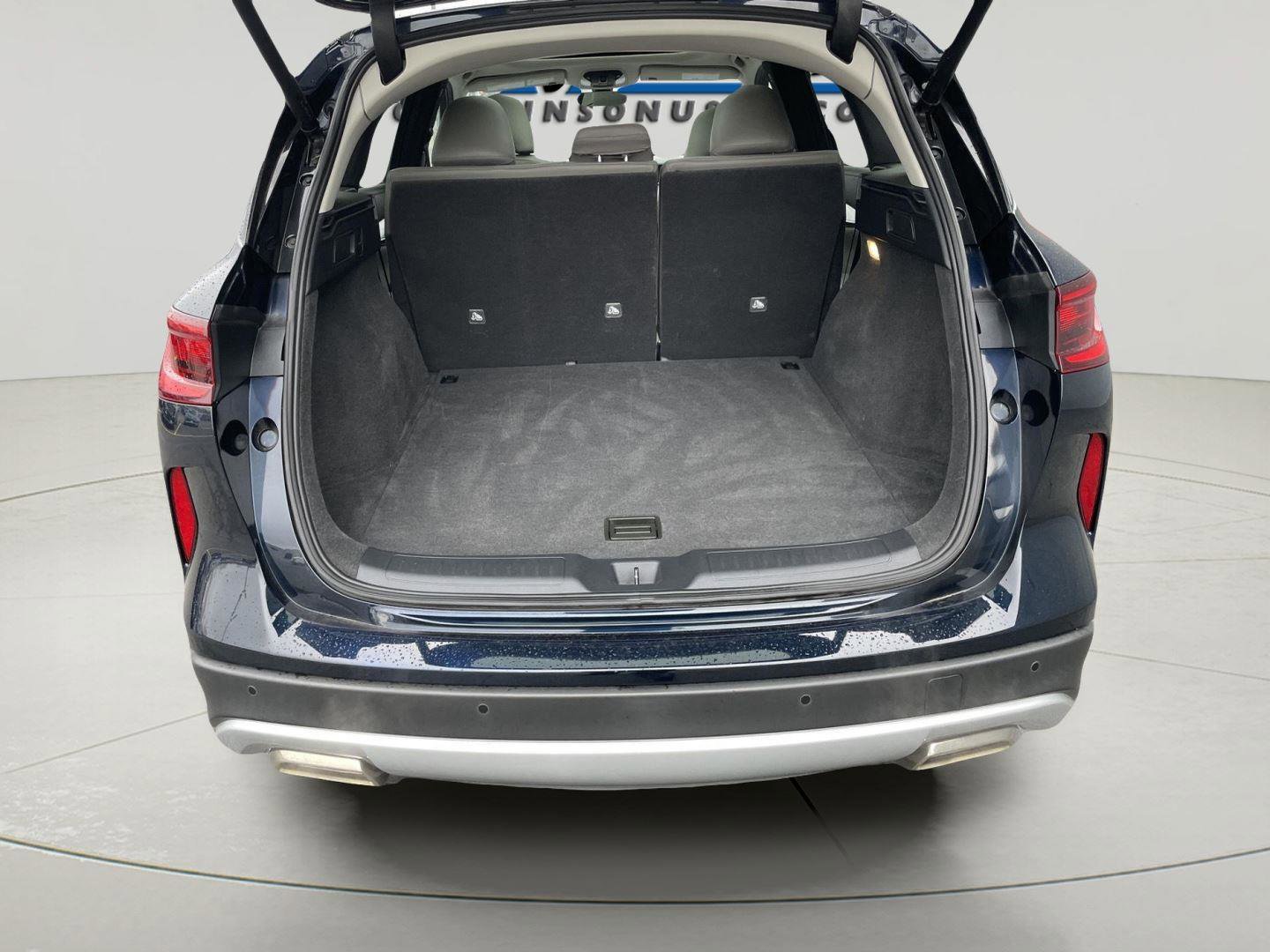 Used 2023 INFINITI QX50 Luxe image 10