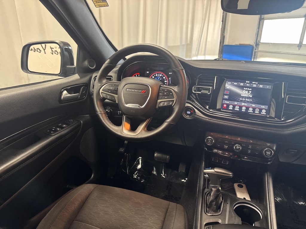 Used 2023 Dodge Durango SXT w/ SXT Blacktop Group AWD/4WD image 18