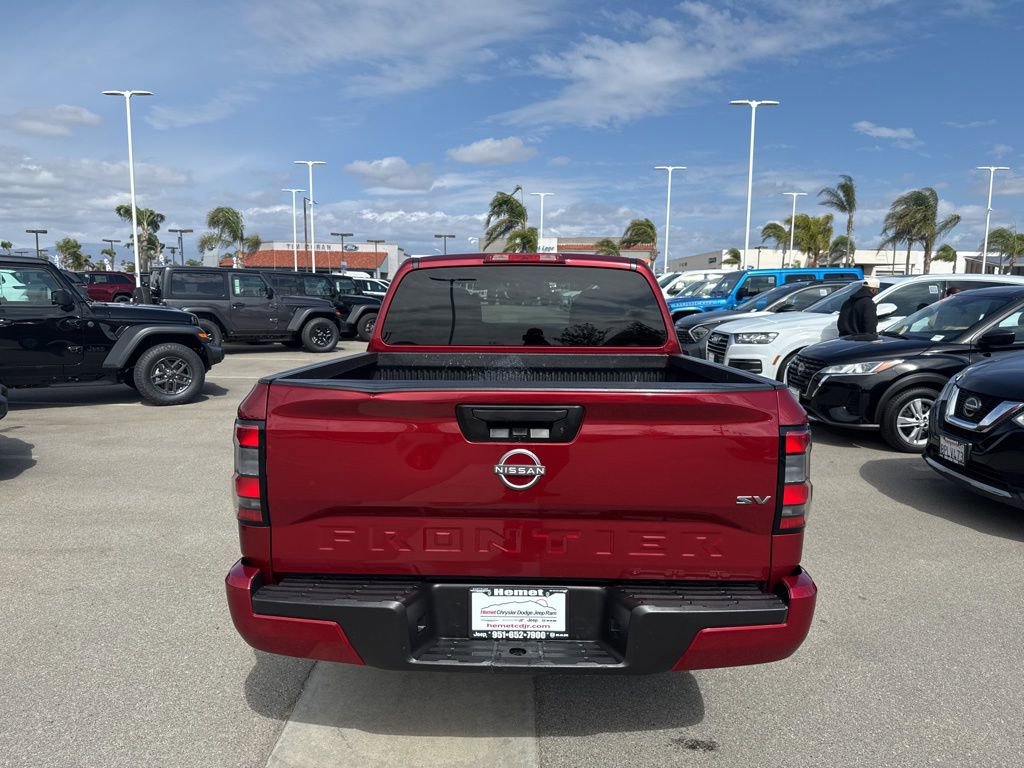 Used 2023 Nissan Frontier SV RWD image 7