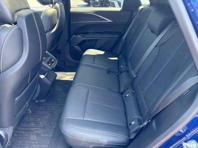Certified 2024 Cadillac Lyriq Luxury w/ LPO, Floor Liner Package AWD/4WD image 24