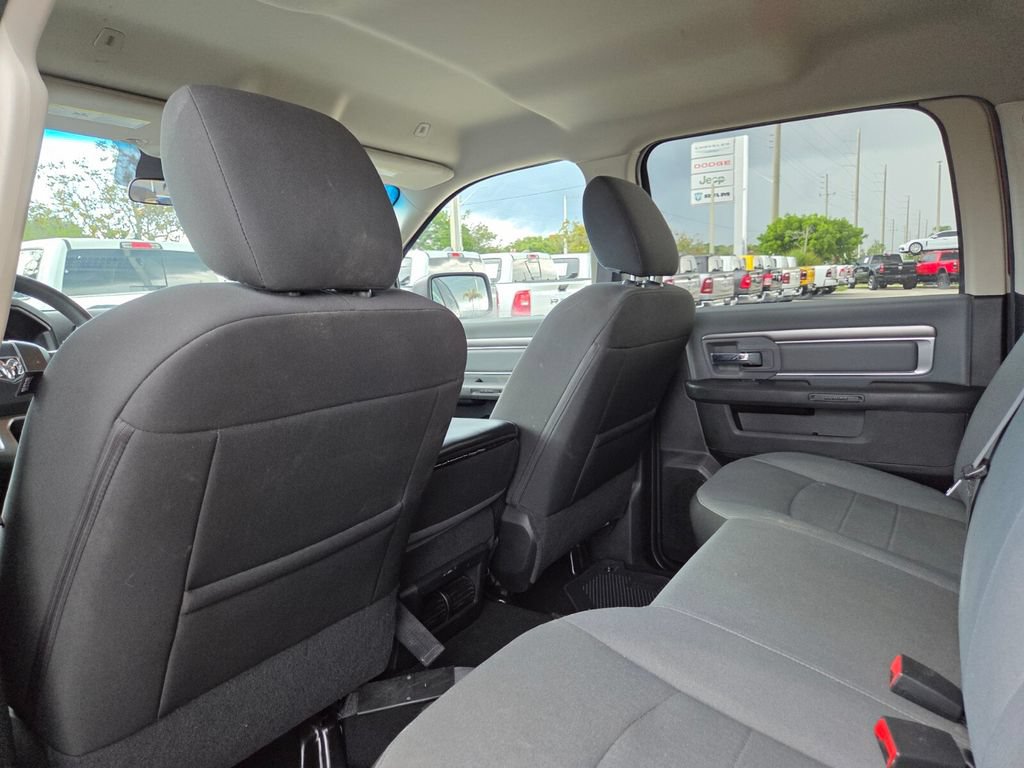 Used 2021 RAM 1500 Classic SLT AWD/4WD image 23