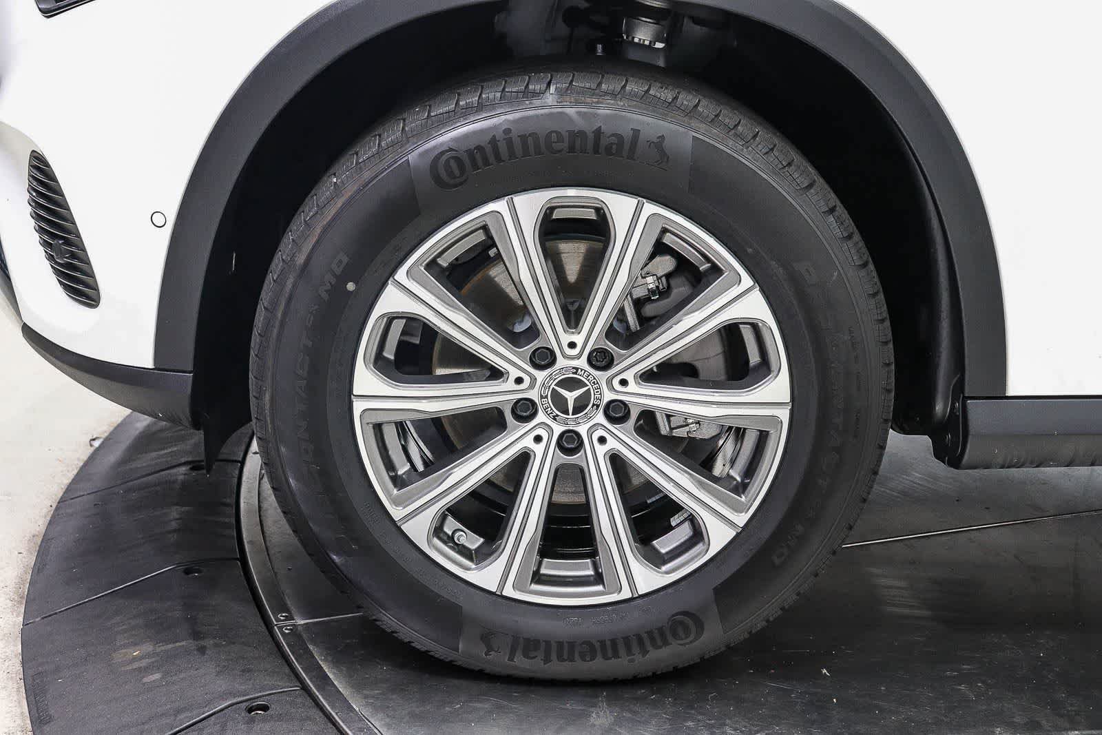 Used 2024 Mercedes-Benz GLC 300 image 9