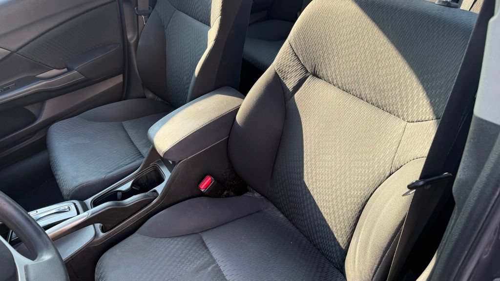 Used 2015 Honda Civic LX image 10