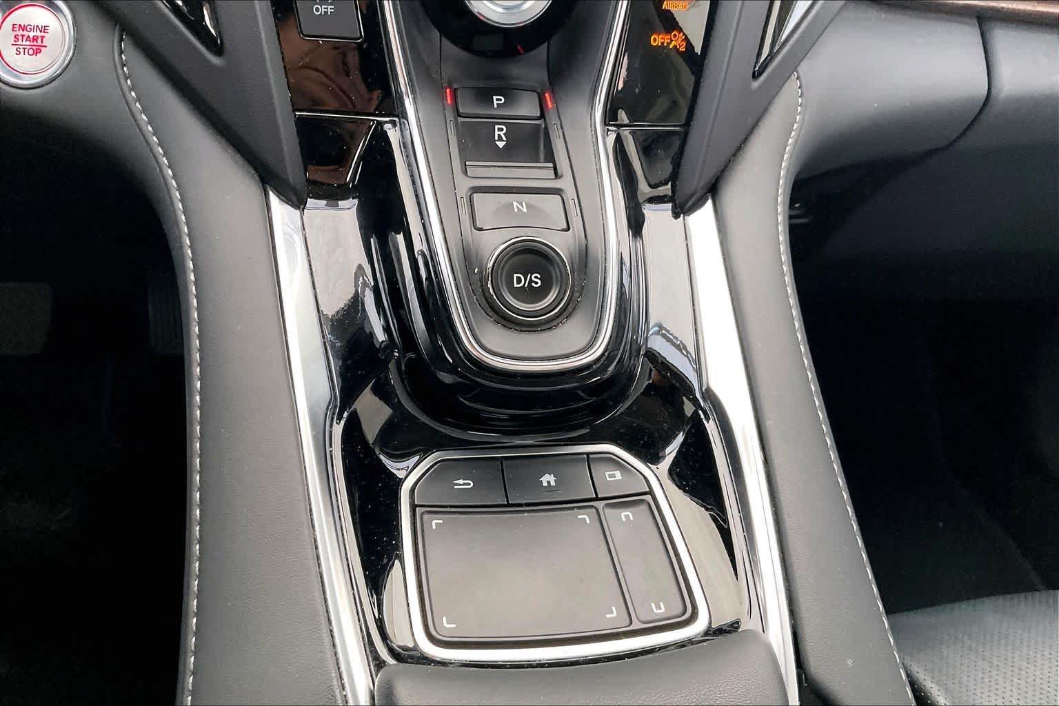 Used 2019 Acura RDX w/ Advance Package FWD image 14