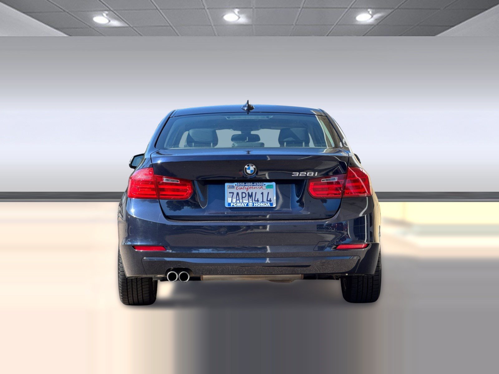 Used 2013 BMW 328i Sedan RWD image 9